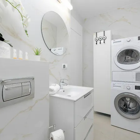 Appartamento Modern 1 Maja With Parking In By Rent Like *
