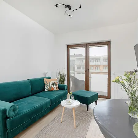 Modern 1 Maja With Parking In By Rent Like *